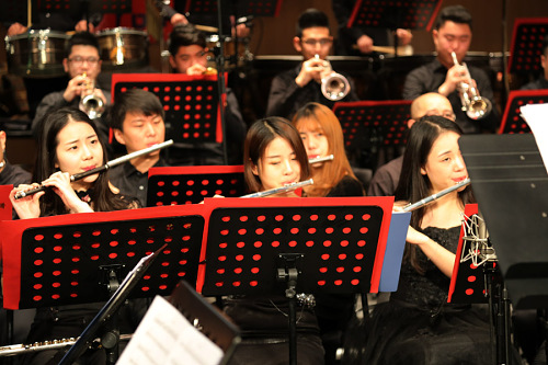 山东艺术学院青年交响管乐团新年音乐会顺利举行